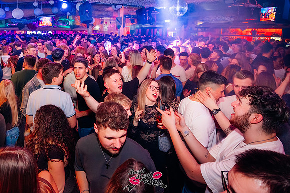BUSSI BUSSI BAR-Singleparty 2026-5335