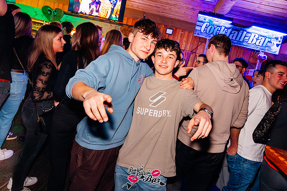 BUSSI BUSSI BAR 80er 90er PARTY-279