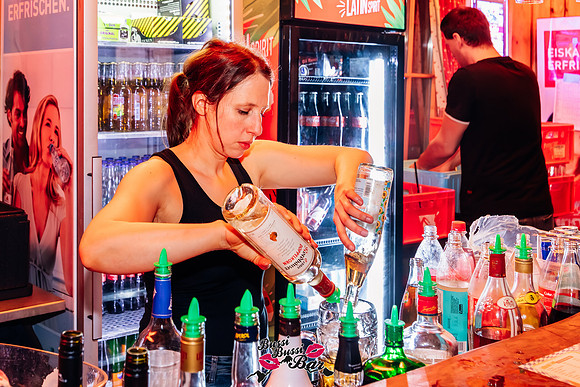 BUSSI BUSSI BAR-STADL GAUDI-6706