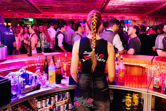 BUSSI BUSSI BAR-STADL GAUDI-6868