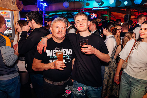 BUSSI BUSSI BAR-STADL GAUDI-7576
