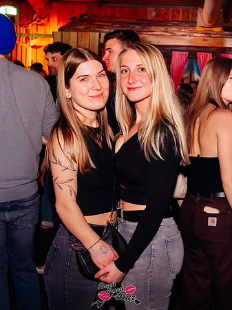 BUSSI BUSSI BAR-STADL GAUDI-8085