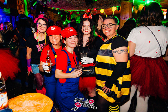 Bussi Bussi Bar - Weiberroas-301