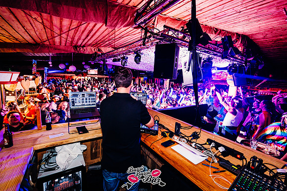 Bussi Bussi Bar - Weiberroas-1180