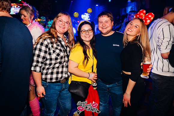 Bussi Bussi Bar - Weiberroas-821