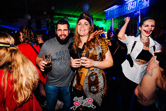 Bussi Bussi Bar - Weiberroas-943