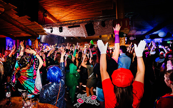 Bussi Bussi Bar - Weiberroas-868