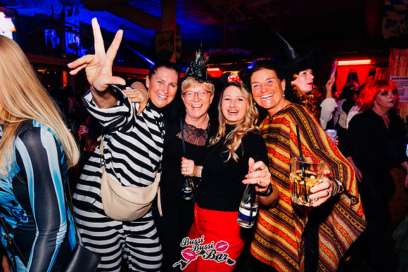 Bussi Bussi Bar - Weiberroas-790
