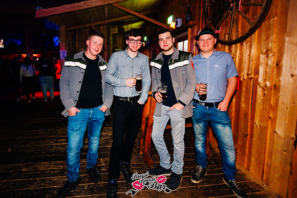 Bussi Bussi Bar - Weiberroas-411