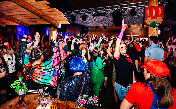 Bussi Bussi Bar - Weiberroas-873