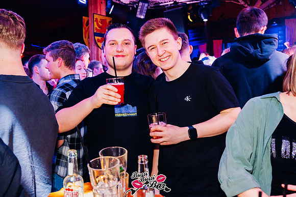 BUSSI BUSSI BAR-90er-2000er-Party-515