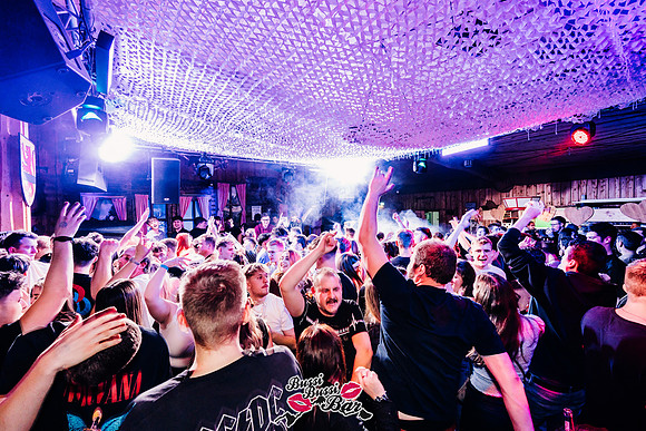 BUSSI BUSSI BAR-90er-2000er-Party-1046