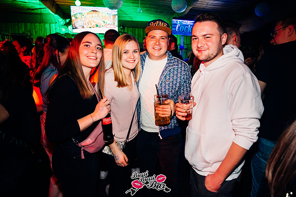 BUSSI BUSSI BAR-90er-2000er-Party-67