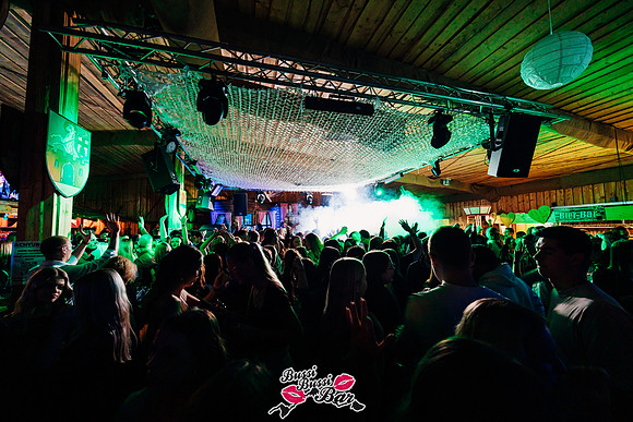 BUSSI BUSSI BAR-90er-2000er-Party-145