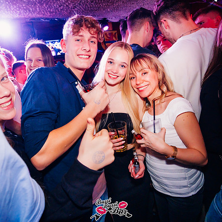 BUSSI BUSSI BAR-90er-2000er-Party-685
