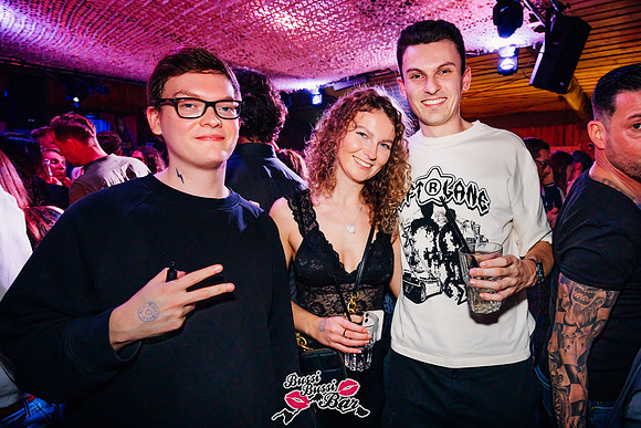 BUSSI BUSSI BAR-90er-2000er-Party-642