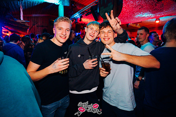 BUSSI BUSSI BAR-90er-2000er-Party-369