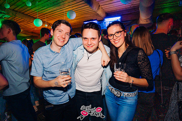 BUSSI BUSSI BAR-90er-2000er-Party-340
