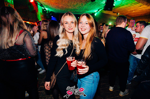 BUSSI BUSSI BAR-90er-2000er-Party-211