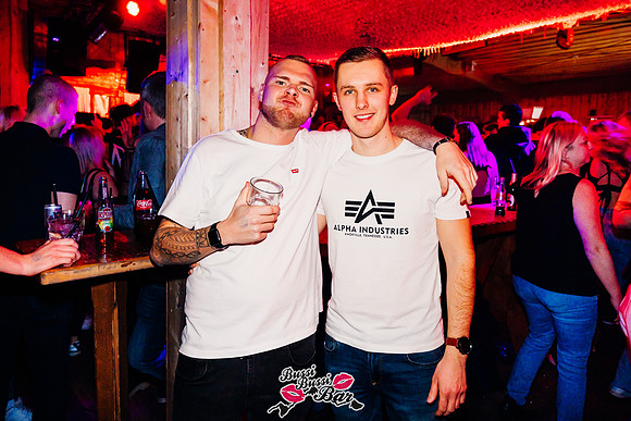 BUSSI BUSSI BAR-90er-2000er-Party-1060