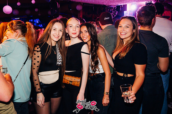 BUSSI BUSSI BAR-90er-2000er-Party-630