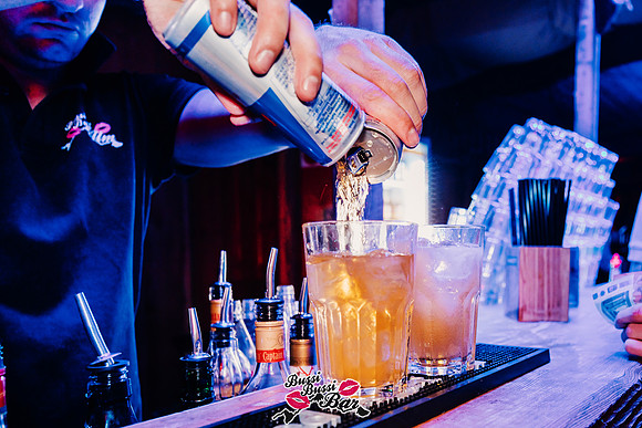 BUSSI BUSSI BAR-90er-2000er-Party-41