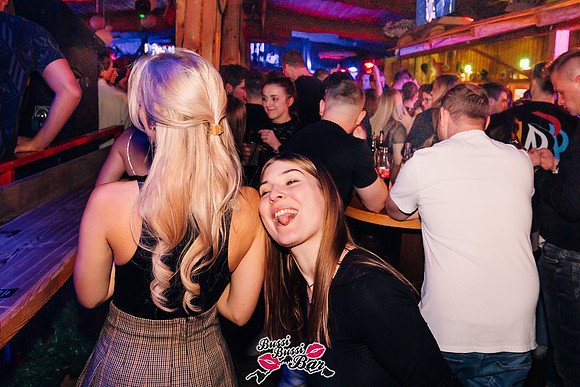 BUSSI BUSSI BAR-90er-2000er-Party-831