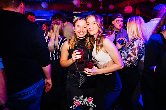 BUSSI BUSSI BAR-90er-2000er-Party-541