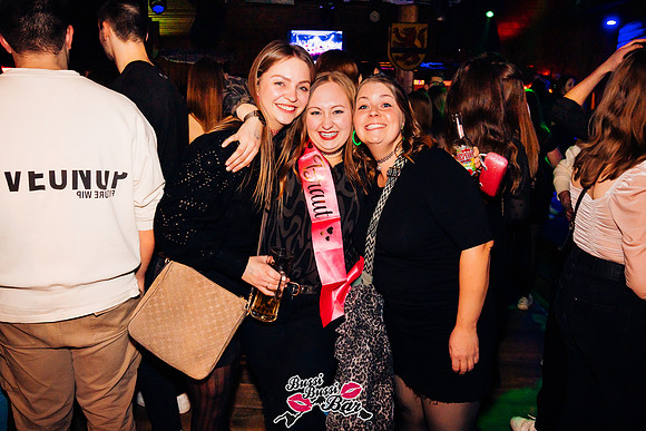 BUSSI BUSSI BAR-90er-2000er-Party-113