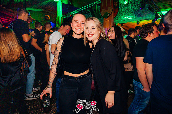 BUSSI BUSSI BAR-90er-2000er-Party-320