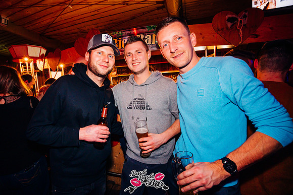 BUSSI BUSSI BAR-90er-2000er-Party-532