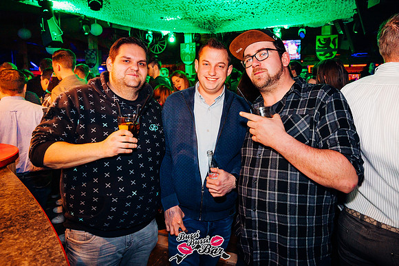 BUSSI BUSSI BAR-90er-2000er-Party-107