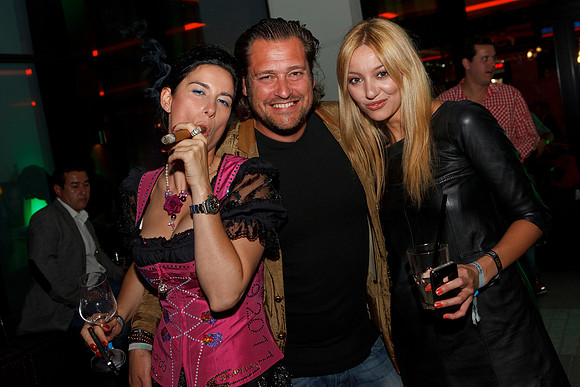 Charity Wiesn Preview-Manuel Neuer Kids Foundation © 2011 by Stefan J. Wolf | Photography