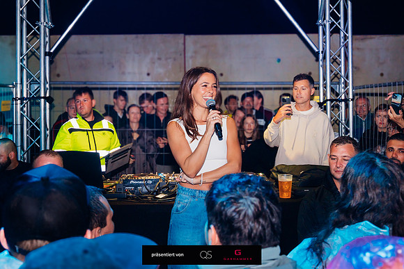 Vanessa Mai LIVE - präsentiert von QS & Modehaus Garhammer-1045