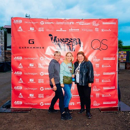 Vanessa Mai LIVE - präsentiert von QS & Modehaus Garhammer-0264