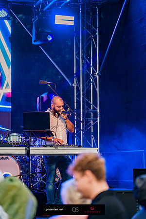 Vanessa Mai LIVE - präsentiert von QS & Modehaus Garhammer ©Tobi Marold-005