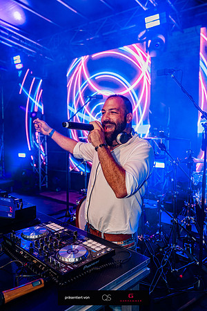 Vanessa Mai LIVE - präsentiert von QS & Modehaus Garhammer ©Tobi Marold-003