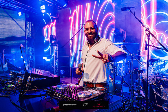 Vanessa Mai LIVE - präsentiert von QS & Modehaus Garhammer ©Tobi Marold-002