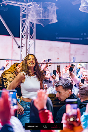 Vanessa Mai LIVE - präsentiert von QS & Modehaus Garhammer ©Tobi Marold-028