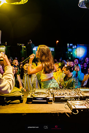 Vanessa Mai LIVE - präsentiert von QS & Modehaus Garhammer ©Tobi Marold-058