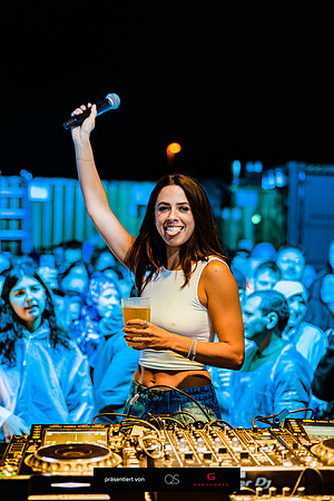 Vanessa Mai LIVE - präsentiert von QS & Modehaus Garhammer ©Tobi Marold-072