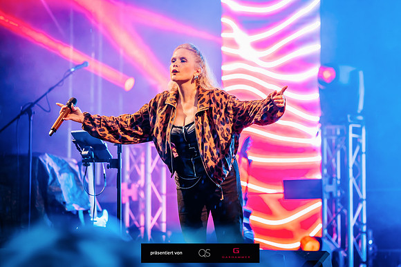 Vanessa Mai LIVE - präsentiert von QS & Modehaus Garhammer-0231