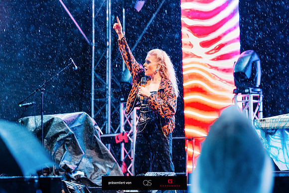 Vanessa Mai LIVE - präsentiert von QS & Modehaus Garhammer-0347