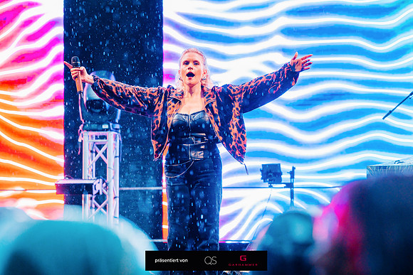 Vanessa Mai LIVE - präsentiert von QS & Modehaus Garhammer-0443