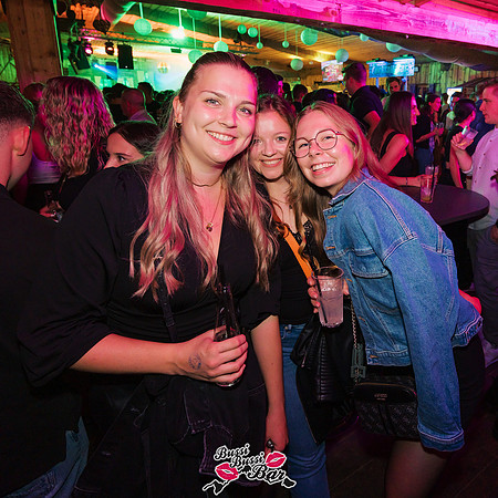 BUSSI BUSSI BAR - 90er 2000er Party-369