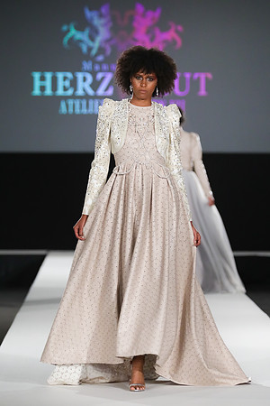 2020-09-11-MQVFW-21-00h-a-Manufaktur Herzblut-SW-139