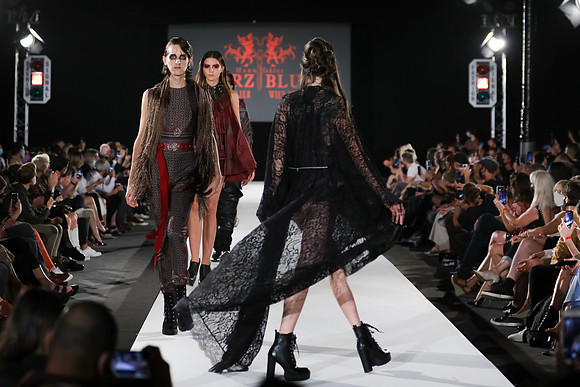 2020-09-11-MQVFW-21-00h-a-Manufaktur Herzblut-SW-145