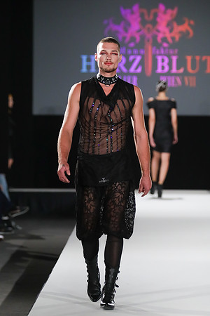 2020-09-11-MQVFW-21-00h-a-Manufaktur Herzblut-SW-070