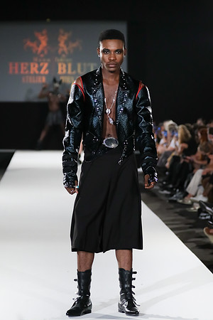 2020-09-11-MQVFW-21-00h-a-Manufaktur Herzblut-SW-112