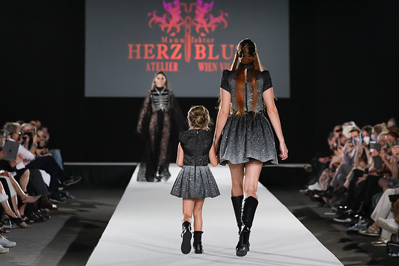 2020-09-11-MQVFW-21-00h-a-Manufaktur Herzblut-SW-085
